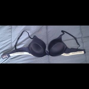 Tommy Hilfiger bra!!!